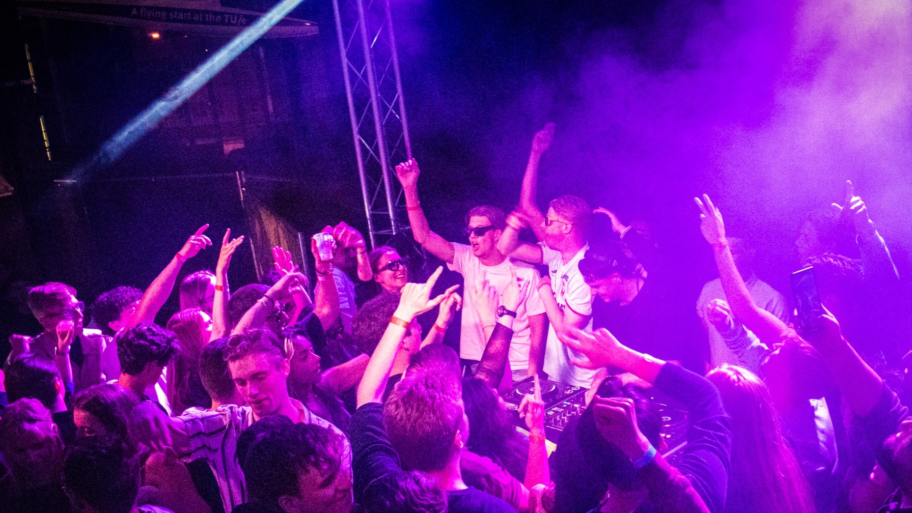 Canal Nights: Rooftop Party Amsterdam